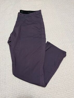 Nike Dri-Fit plum men’s pants, 36x32. Excellent condition.